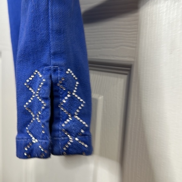 NYDJ Blue Capri Jeans Crystal Embellished Split Hem Size 10P Resort Chic Glam - Picture 6 of 8